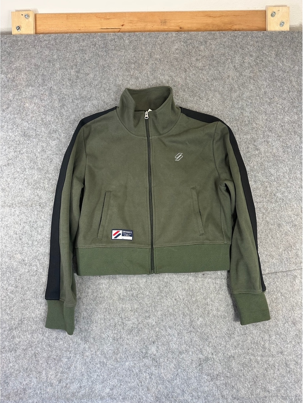 Superdry olive cropped zip jacket womens size 12